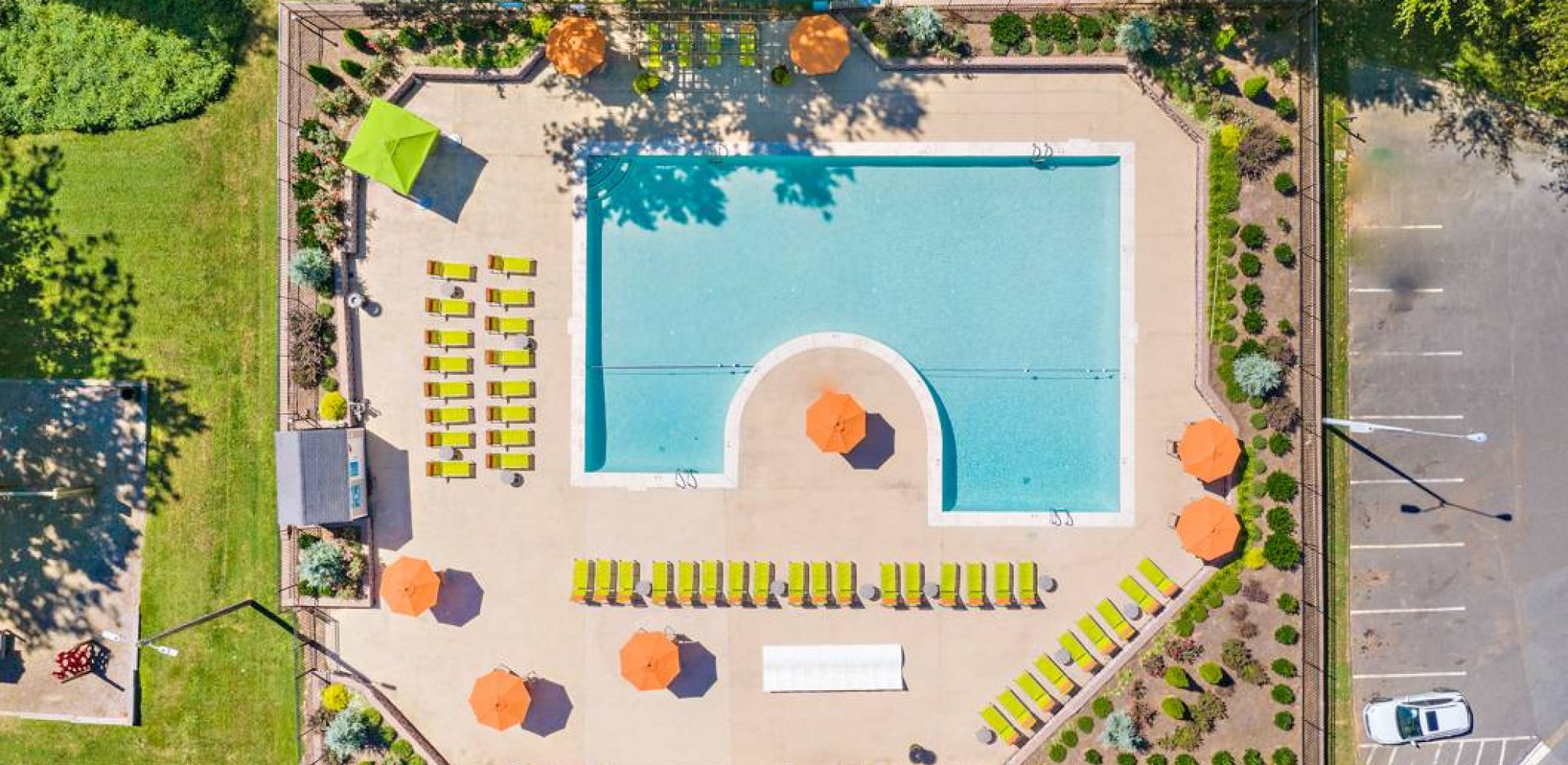 Hawthorne at Southside pool area with lounge chairs aerial view
